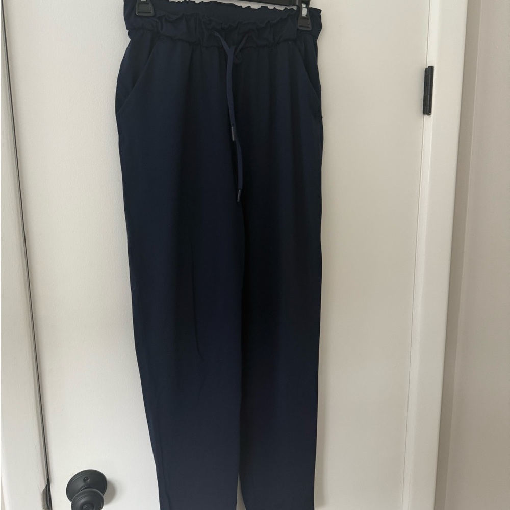 Lululemon Stretch High-rise 7/8 Pants Size 4 Dark Blue